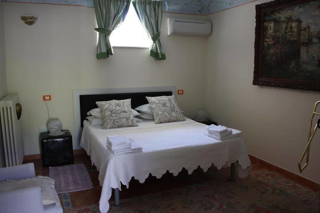 B&B Villa Floriana Tortoreto Exterior foto